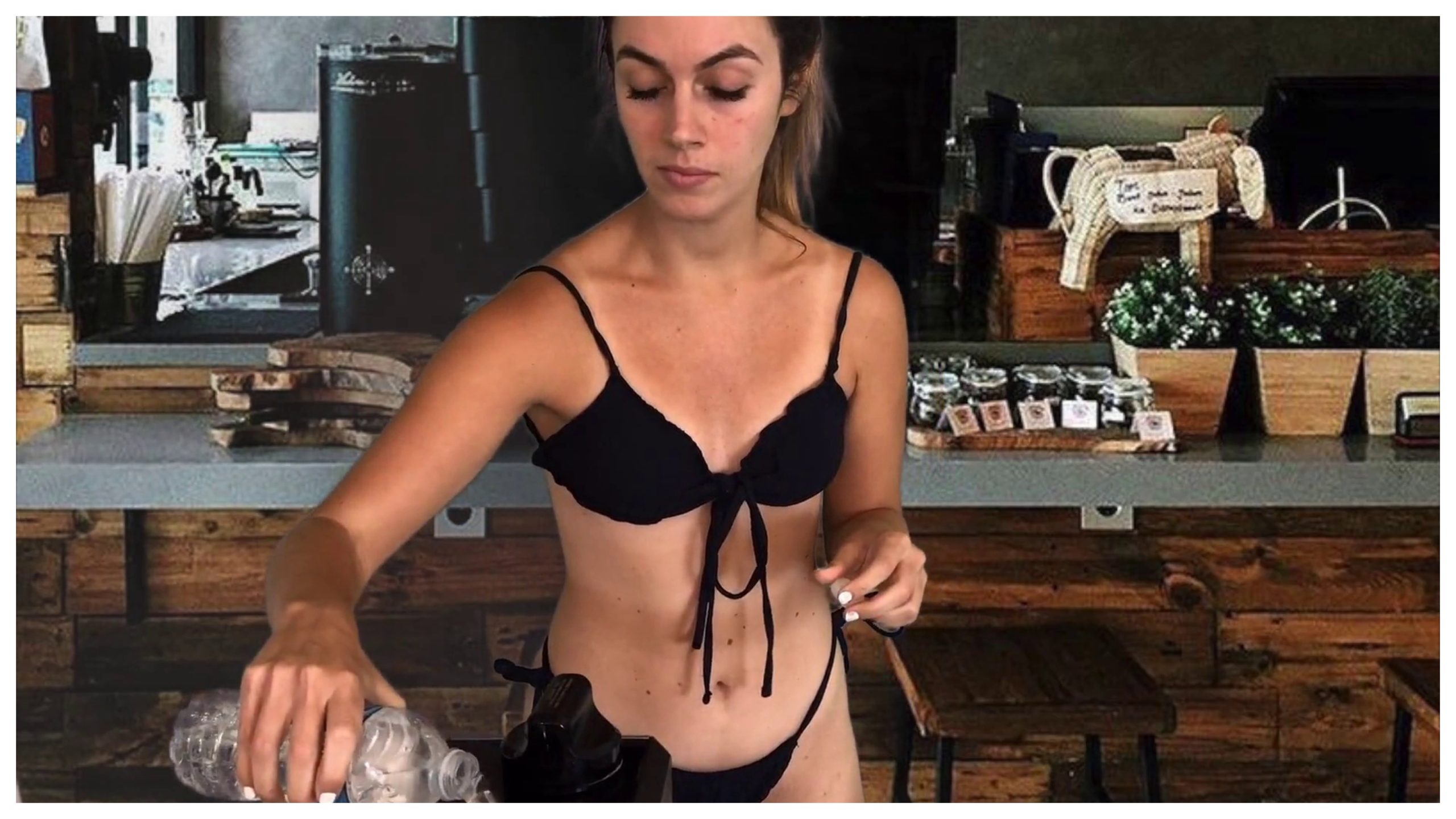 Miss Bell ASMR Patreon Bikini Barista Video Leaked 10191